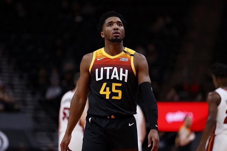 相比联赛上 相比联赛上