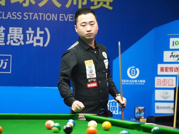 我国选手在 我国选手在